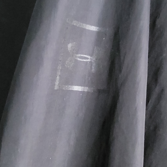 Under Armour wind breaker jacket - Picture 6 of 6